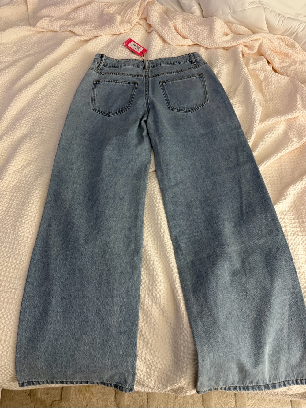 RAELYNN WASHED LOW RISE JEANS - Picture 3 of 3